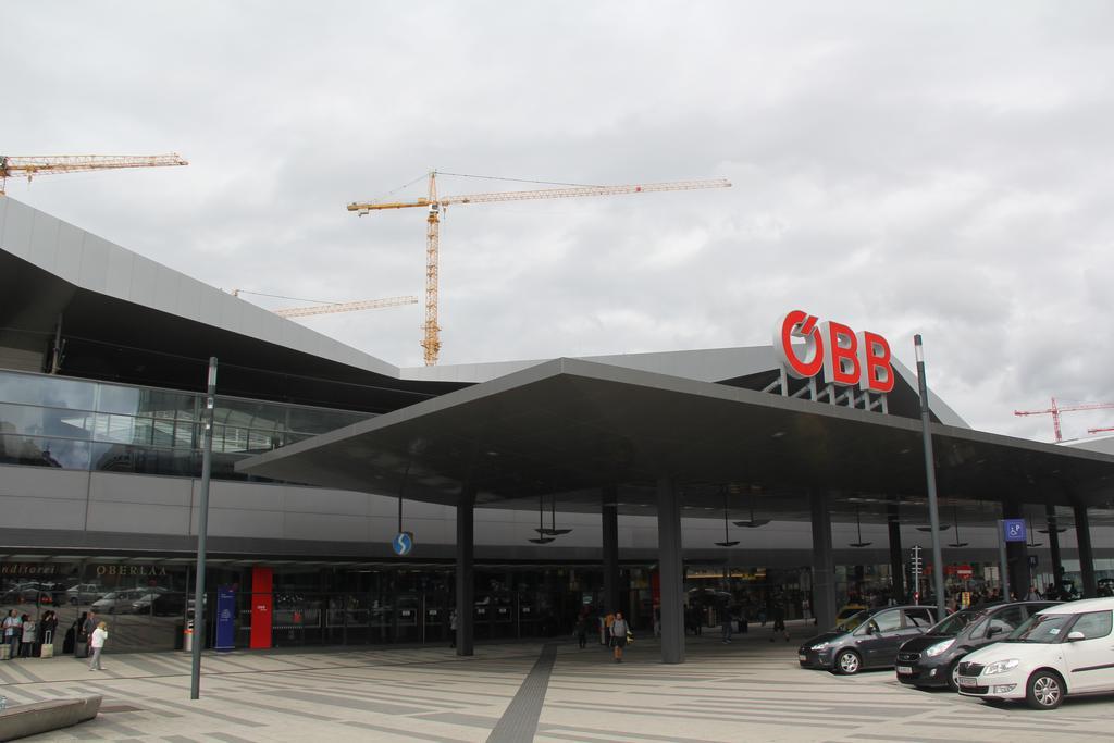 Betariel'com Hauptbahnhof Apartamento *